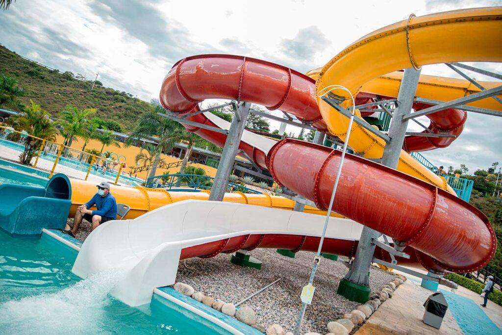 img acuaparque nacional del chicamocha salida tobogán